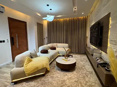 Brand New Luxury 3 Bedroom with a Mini Bar, PS4 Pro & 2 Pads, Work