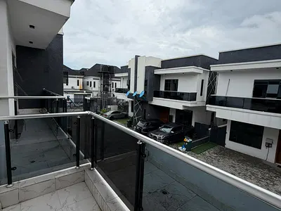 Luxury Mini Flat with Balcony and Nice Bathroom