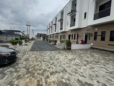 Luxurious 4 Bedroom Spacious Terrace Duplex with BQ