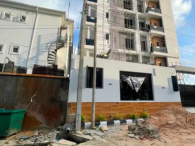 Exquisitively 2&3 Bedroom Apartment with Gym House, Pool& Elevator