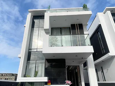 Luxury 5 Bedroom Detached Duplex + Pool, Gym, BQ