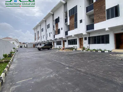 Luxury 4 Bedroom Terrace Duplex with a BQ