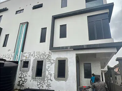 Spacious 4 Bedroom Apartment with a BQ