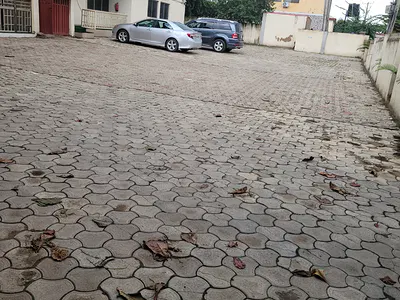 Well Built 3 Bedroom Apartment
