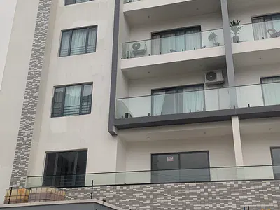 2 Bedroom Flat with BQ