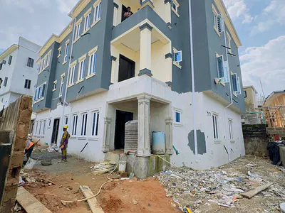 Nicely Built 3 Bedroom Apartment