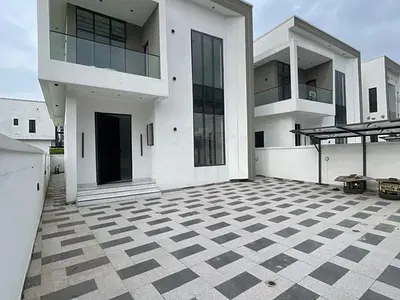 Magnificent 4 Bedroom Fully Detached Duplex with BQ