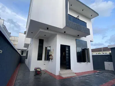 4 Bedroom Fully Detached Duplex