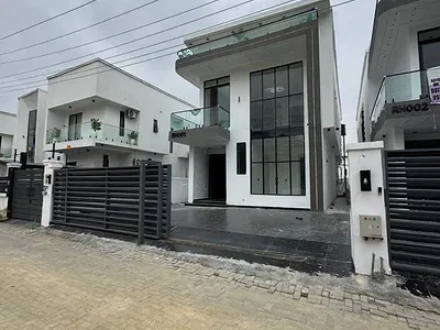Luxury 5 Bedroom Detached Duplex with Swimming Pool, BQ