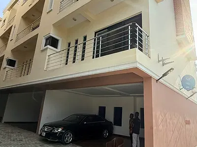 4 Bedrooms Terrace House: Old Ikoyi