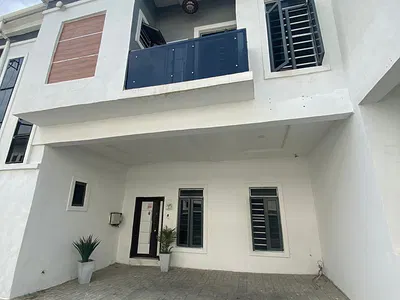 1 Furnished Semi-Master Bedroom