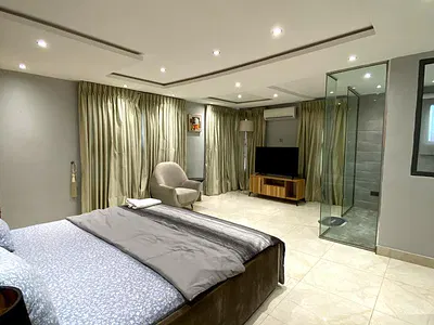 Luxury Semi Detached Three Bedroom Flat with All Room En-Suite