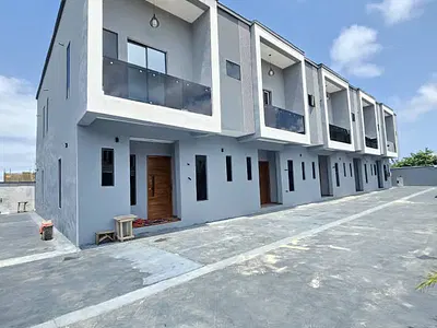 Luxury 4 Bedroom Terrace