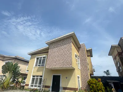 4 Bedroom Fully Detached Duplex