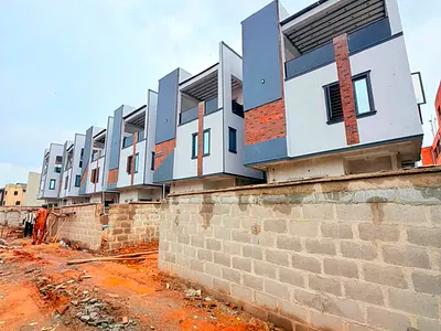 5 Bedroom Fully Detached Duplex with BQ