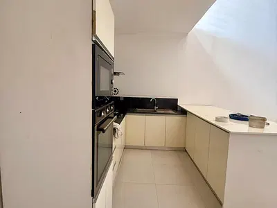 Well-Maintained 2 Bedroom Serviced Apartment