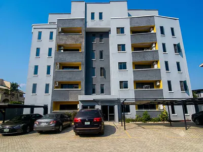 A Luxury Newly Built and Fully Furnished 3 Bedroom Flat