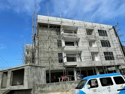 2-Bedroom Maisonette and Apartment