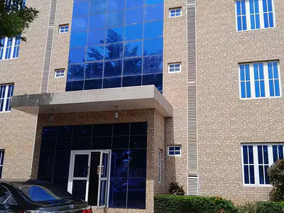 80 Rooms Office Plaza