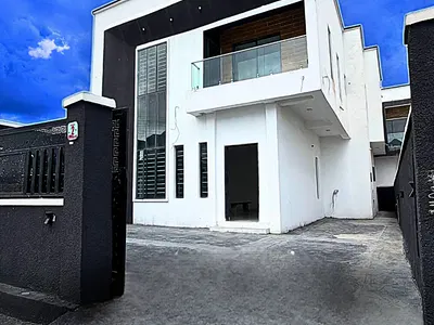 5 Bedroom Fully Detached Duplex with a BQ