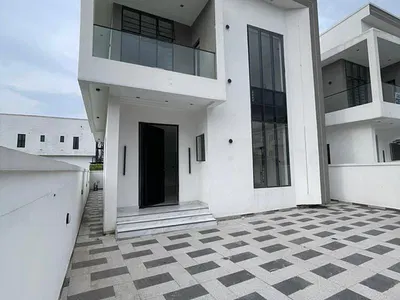 Luxury 4bedroom Fully Detached Duplex