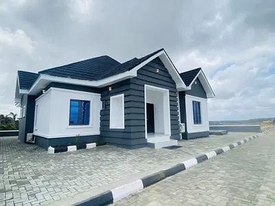 Four Bedroom Fully Detached Bungalow with Swimming Pool