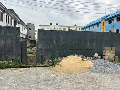 Gated 930SQM of Land
