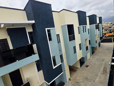 4 Bedroom Terrace + BQ