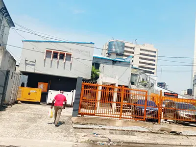 Commercial Property Sitting on 1400SQM Land