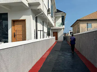 Contemporary 4 Bedroom Semi Detached Duplex