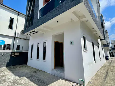 Brand New Spacious 4 Bedroom Fully Detached Duplex with BQ