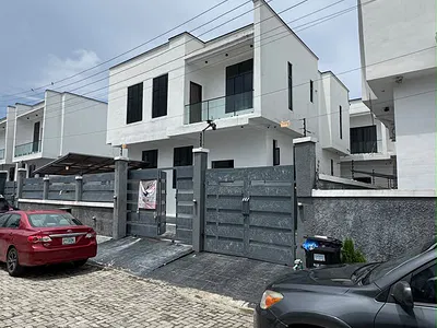 Very Spacious, Newly Built 5 Bedroom Detached Duplex with BQ