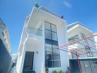 Luxury 4 Bedroom Detached Duplex and 1 BQ