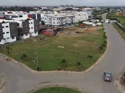 500 SQM of Land