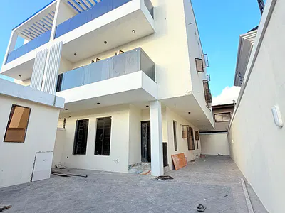Newly Built 4 Bedroom Semi Detached Duplex with a Room BQ