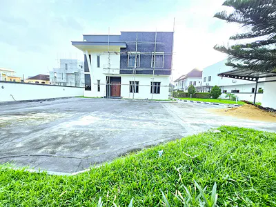 Luxury Five (5) Bedroom Fully Detached Duplex