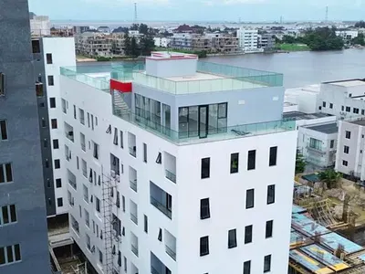 4-Bed Maisionette, Waterview - Pantry - Fitted Air Conditio