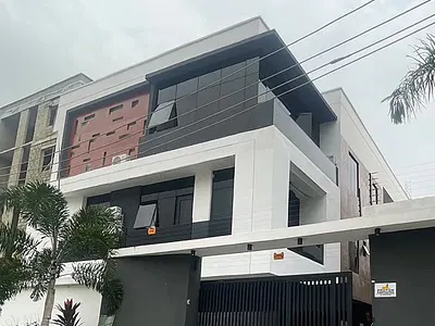 4 Bedroom Terrace Duplex with BQ