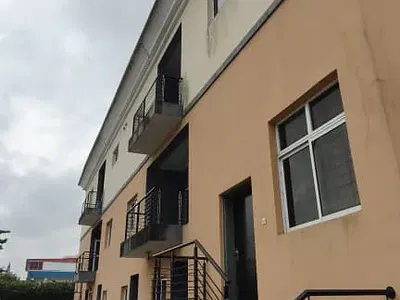 3-Bedroom Town House Apartment
