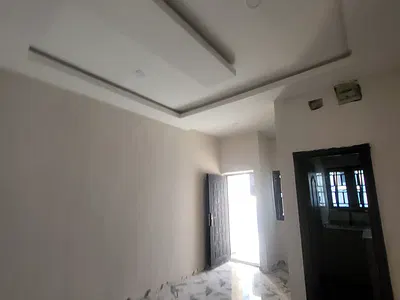 Luxurious Massive 1 Bedroom Flat