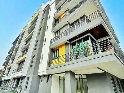 Luxury 3 Bedroom Flat with BQ
