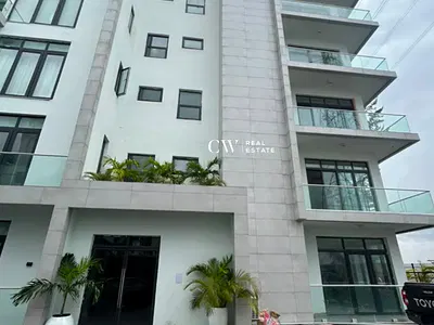 4 Bedroom Maisonette