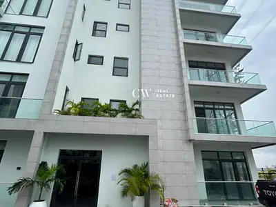 4 Bedroom Maisonette