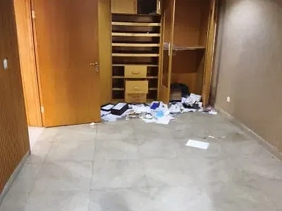 Exclusive 3 Bedroom Service Apartment with Ante Room & Big Dinning