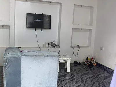 Clean and Well-Maintained Mini Flat