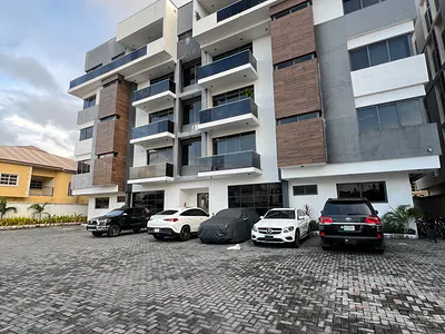 Luxury 3 Bedroom Apartment