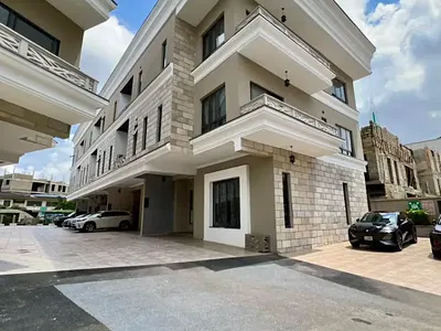 5bedroom Terrace Duplex with 2BQ for Sale