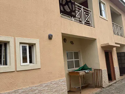 3 Bedrooms Flat