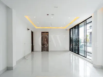 3-Bedroom Apartment