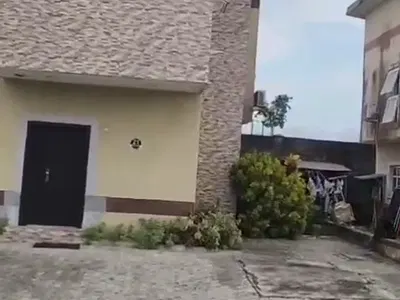 Luxury 4 Bedrooms Fully Detached Duplex with Excellent Facility